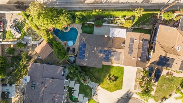 10215 Casaba, Chatsworth, CA 91311