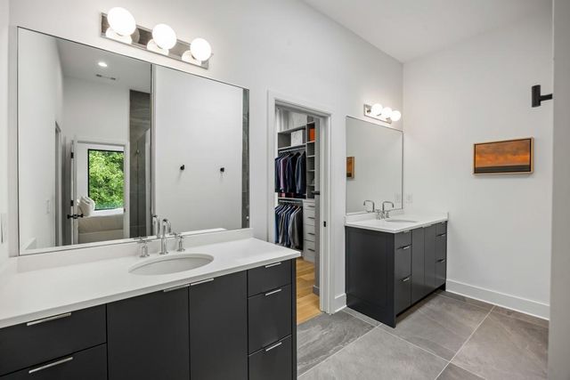 2460 Howell Mill Road NW, Atlanta, GA 30318