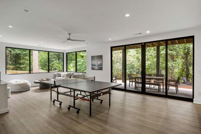 2460 Howell Mill Road NW, Atlanta, GA 30318