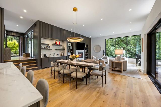 2460 Howell Mill Road NW, Atlanta, GA 30318