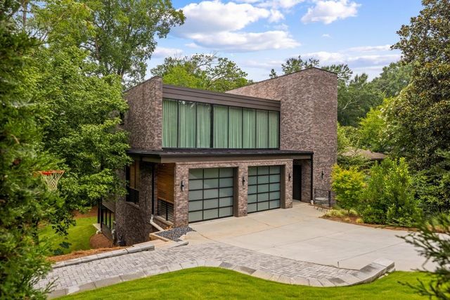2460 Howell Mill Road NW, Atlanta, GA 30318