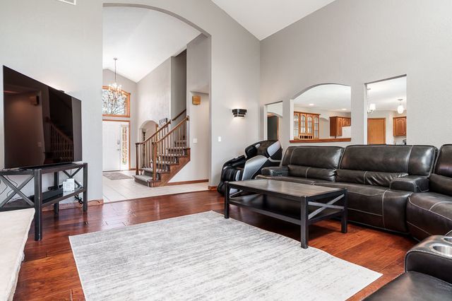 2302 CAIRNWELL Drive, Belvidere, IL 61008