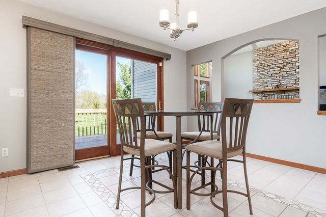 2302 CAIRNWELL Drive, Belvidere, IL 61008