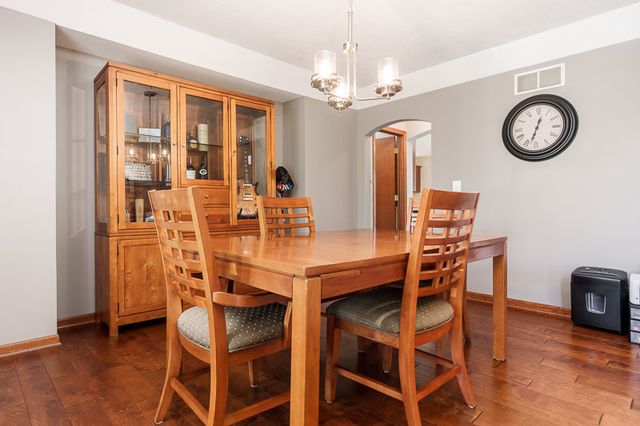 2302 CAIRNWELL Drive, Belvidere, IL 61008