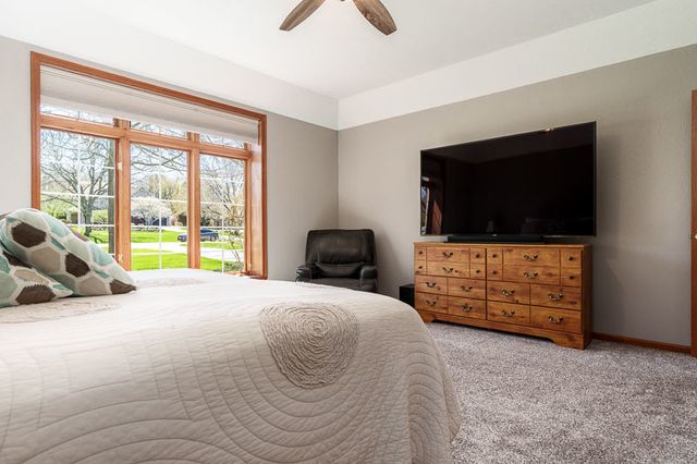 2302 CAIRNWELL Drive, Belvidere, IL 61008