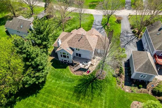 2302 CAIRNWELL Drive, Belvidere, IL 61008