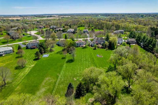 2302 CAIRNWELL Drive, Belvidere, IL 61008