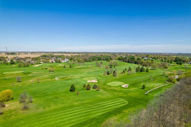 2302 CAIRNWELL Drive, Belvidere, IL 61008