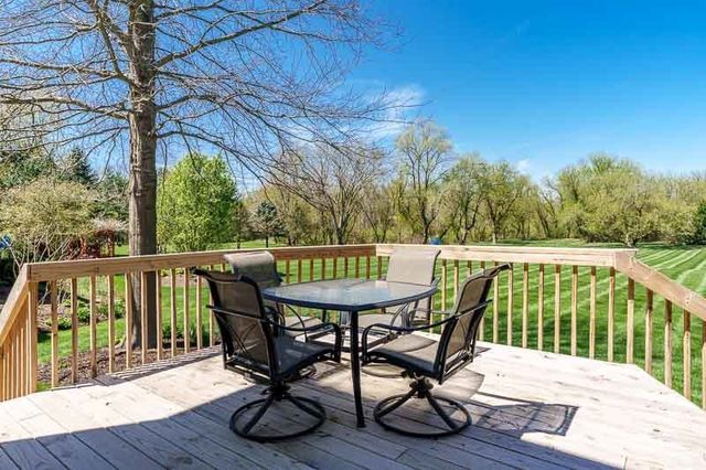 2302 CAIRNWELL Drive, Belvidere, IL 61008