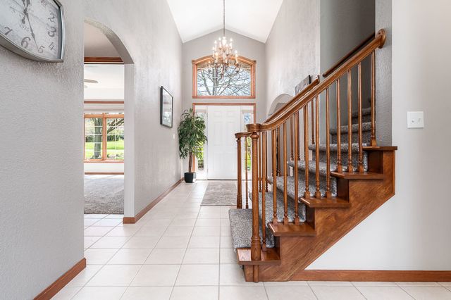 2302 CAIRNWELL Drive, Belvidere, IL 61008