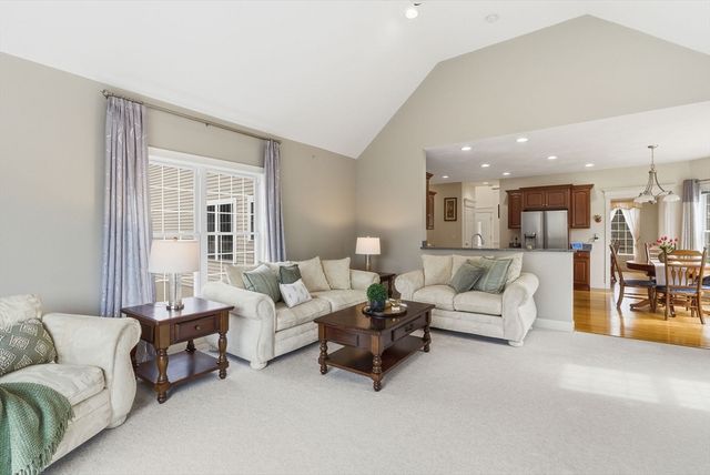 14 Magill Drive, Grafton, MA 01519