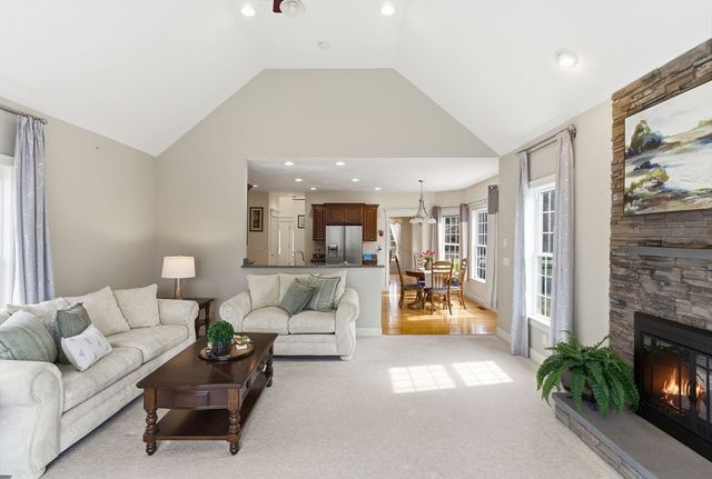 14 Magill Drive, Grafton, MA 01519