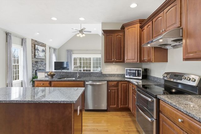 14 Magill Drive, Grafton, MA 01519