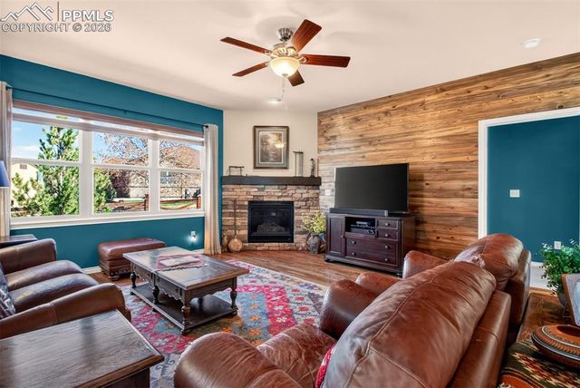 7136 Jagged Tree Circle, Colorado Springs, CO 80927