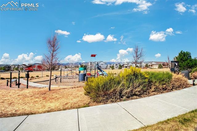 7136 Jagged Tree Circle, Colorado Springs, CO 80927