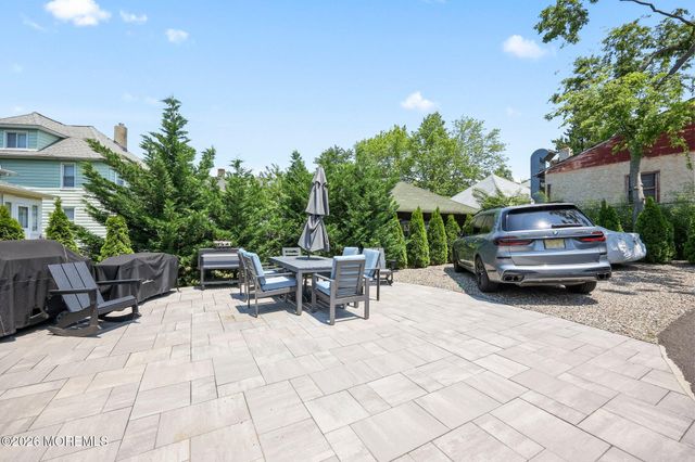 28 Rector Place, Red Bank, NJ 07701