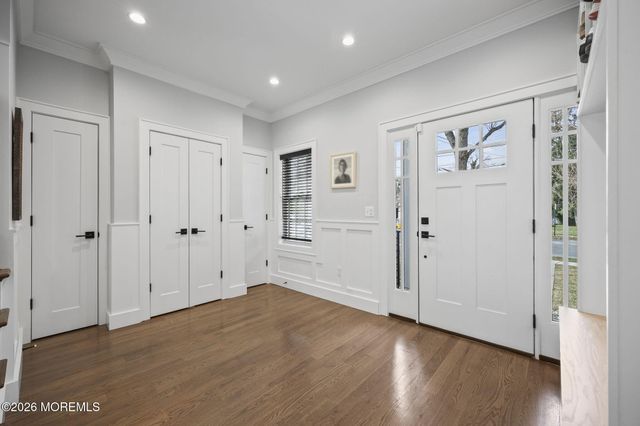 28 Rector Place, Red Bank, NJ 07701