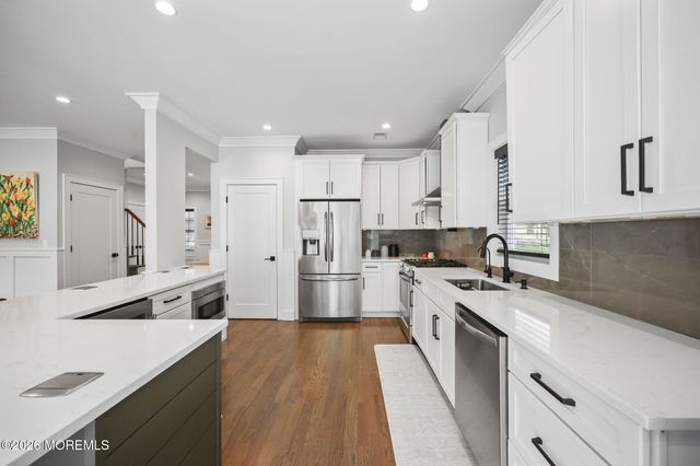 28 Rector Place, Red Bank, NJ 07701