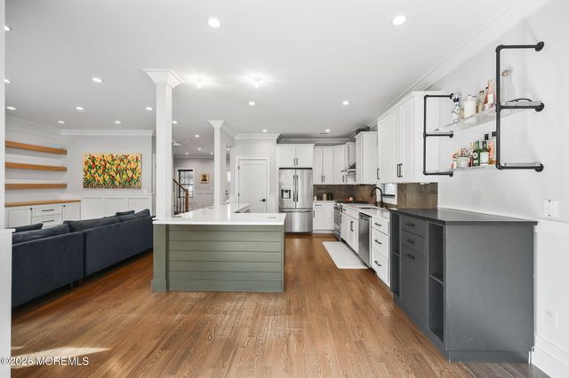 28 Rector Place, Red Bank, NJ 07701