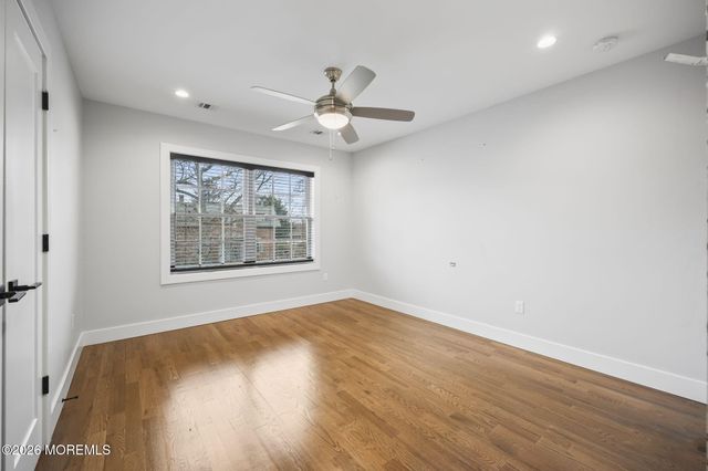 28 Rector Place, Red Bank, NJ 07701