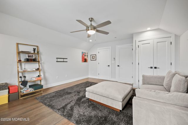 28 Rector Place, Red Bank, NJ 07701