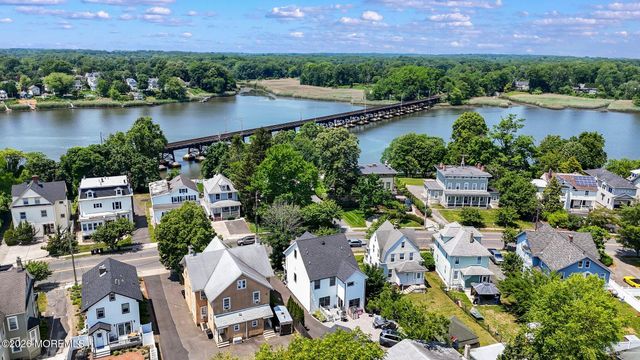 28 Rector Place, Red Bank, NJ 07701