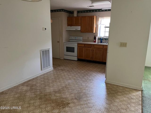 1511 Quarter Horse Road, Beaufort, SC 29906