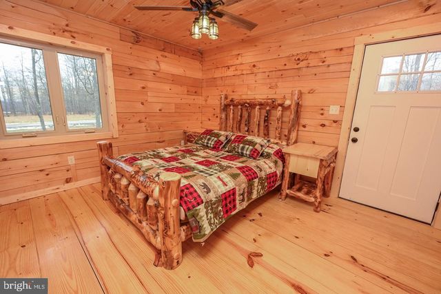550 FERN LOOP, Mc Henry, MD 21541
