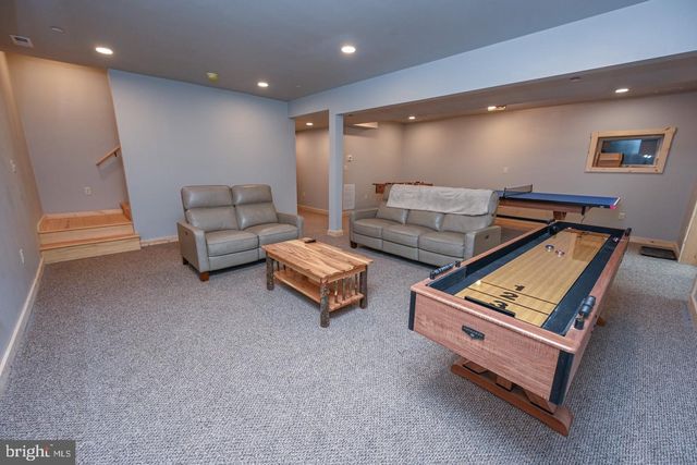 550 FERN LOOP, Mc Henry, MD 21541