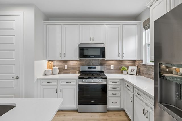 4044 Rosa Dr, Nolensville, TN 37135