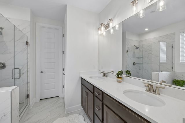 4044 Rosa Dr, Nolensville, TN 37135