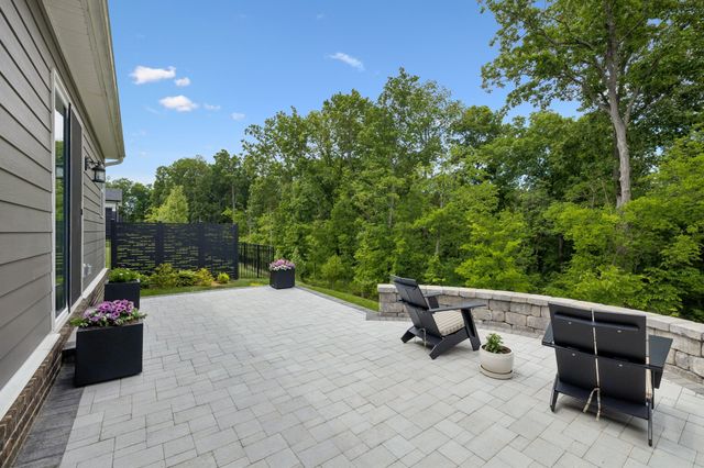 4044 Rosa Dr, Nolensville, TN 37135