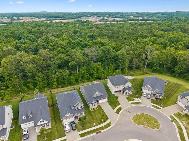 4044 Rosa Dr, Nolensville, TN 37135