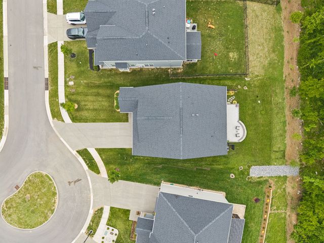 4044 Rosa Dr, Nolensville, TN 37135