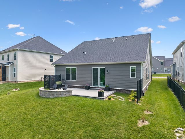4044 Rosa Dr, Nolensville, TN 37135