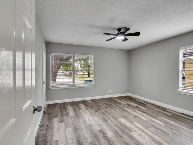 7914 Belbay Street, Houston, TX 77033