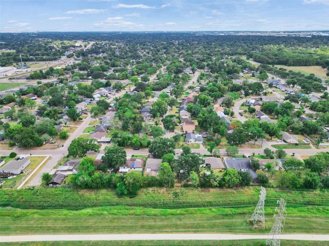 7914 Belbay Street, Houston, TX 77033