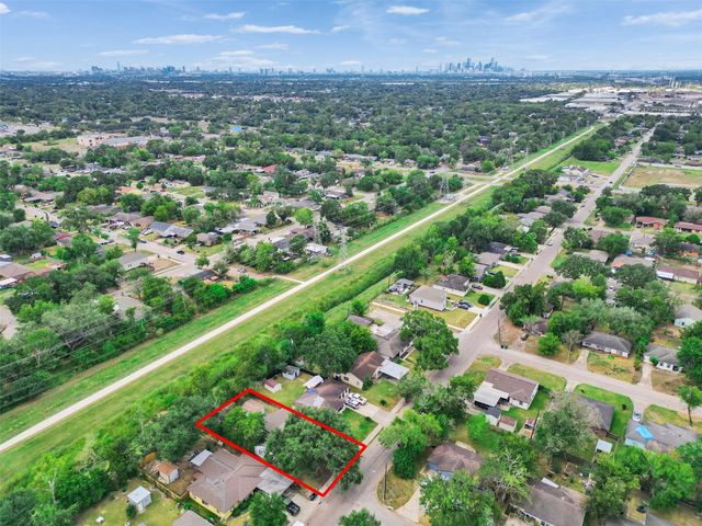7914 Belbay Street, Houston, TX 77033