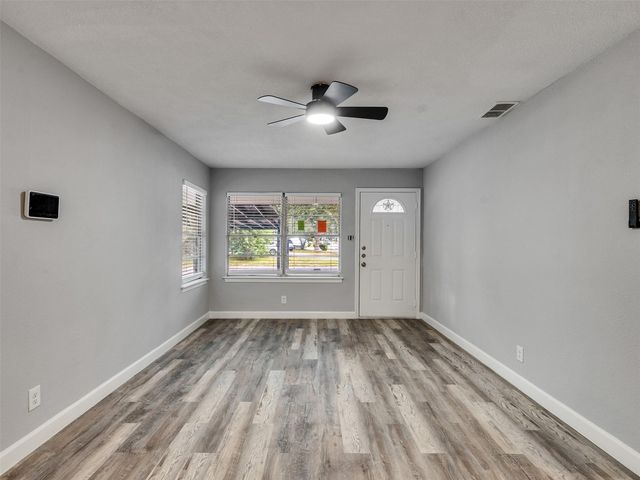 7914 Belbay Street, Houston, TX 77033