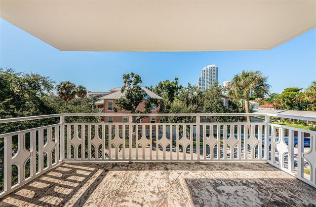 700 BEACH DRIVE NE 308, St Petersburg, FL 33701