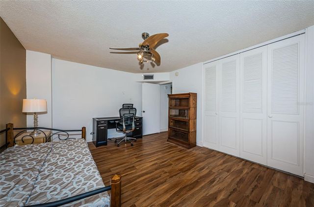 700 BEACH DRIVE NE 308, St Petersburg, FL 33701