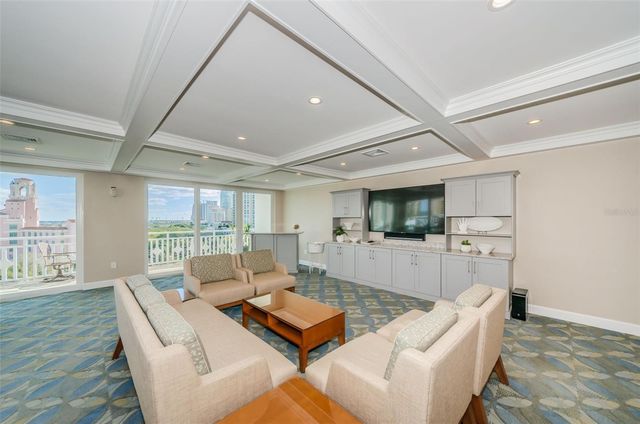 700 BEACH DRIVE NE 308, St Petersburg, FL 33701