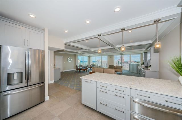 700 BEACH DRIVE NE 308, St Petersburg, FL 33701