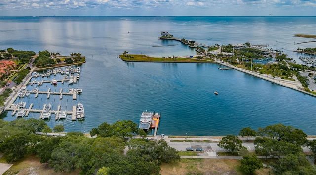 700 BEACH DRIVE NE 308, St Petersburg, FL 33701
