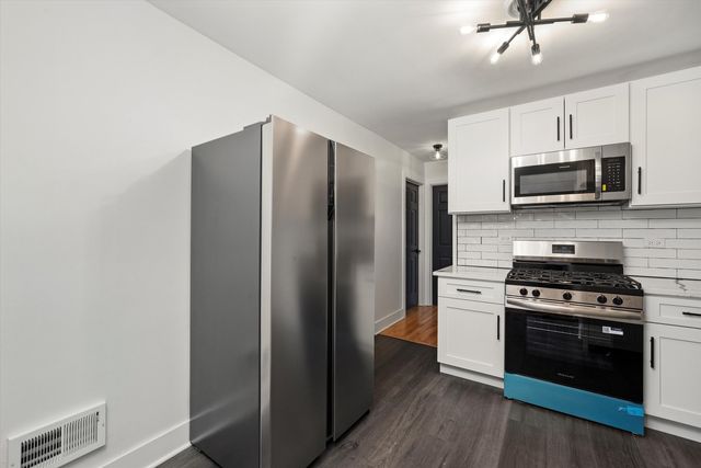 13815 S TRACY Avenue, Riverdale, IL 60827