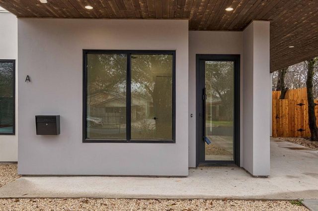 1704 Kinney Ave A, Austin, TX 78704