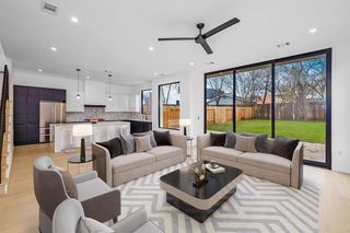 1704 Kinney Ave A, Austin, TX 78704