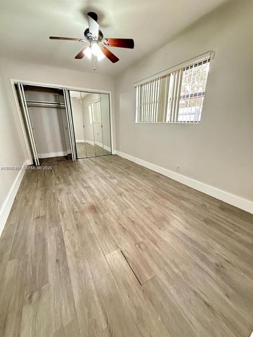 2240 N 57th Way 0, Hollywood, FL 33021