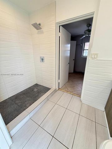 2240 N 57th Way 0, Hollywood, FL 33021