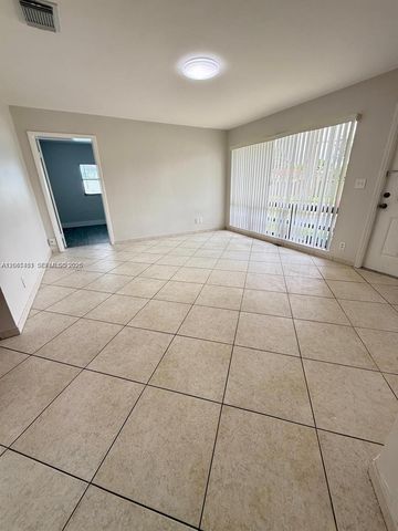 2240 N 57th Way 0, Hollywood, FL 33021